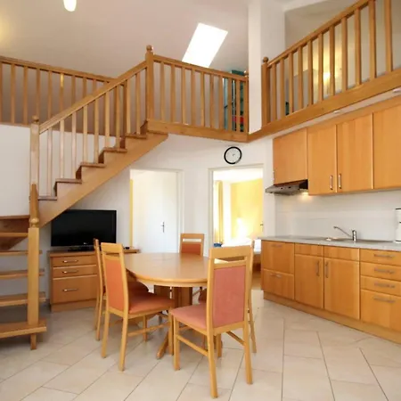 Guest house Mikulan 3*