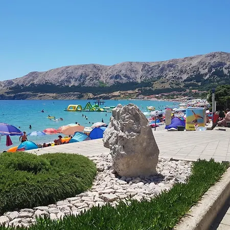 Mikulan Baška