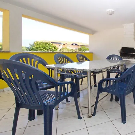 Casa de hóspedes Mikulan 3*